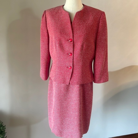 DG Donna Gray 2 piece dress w/ jacket red and white specs throughout career 12 - Picture 1 of 16